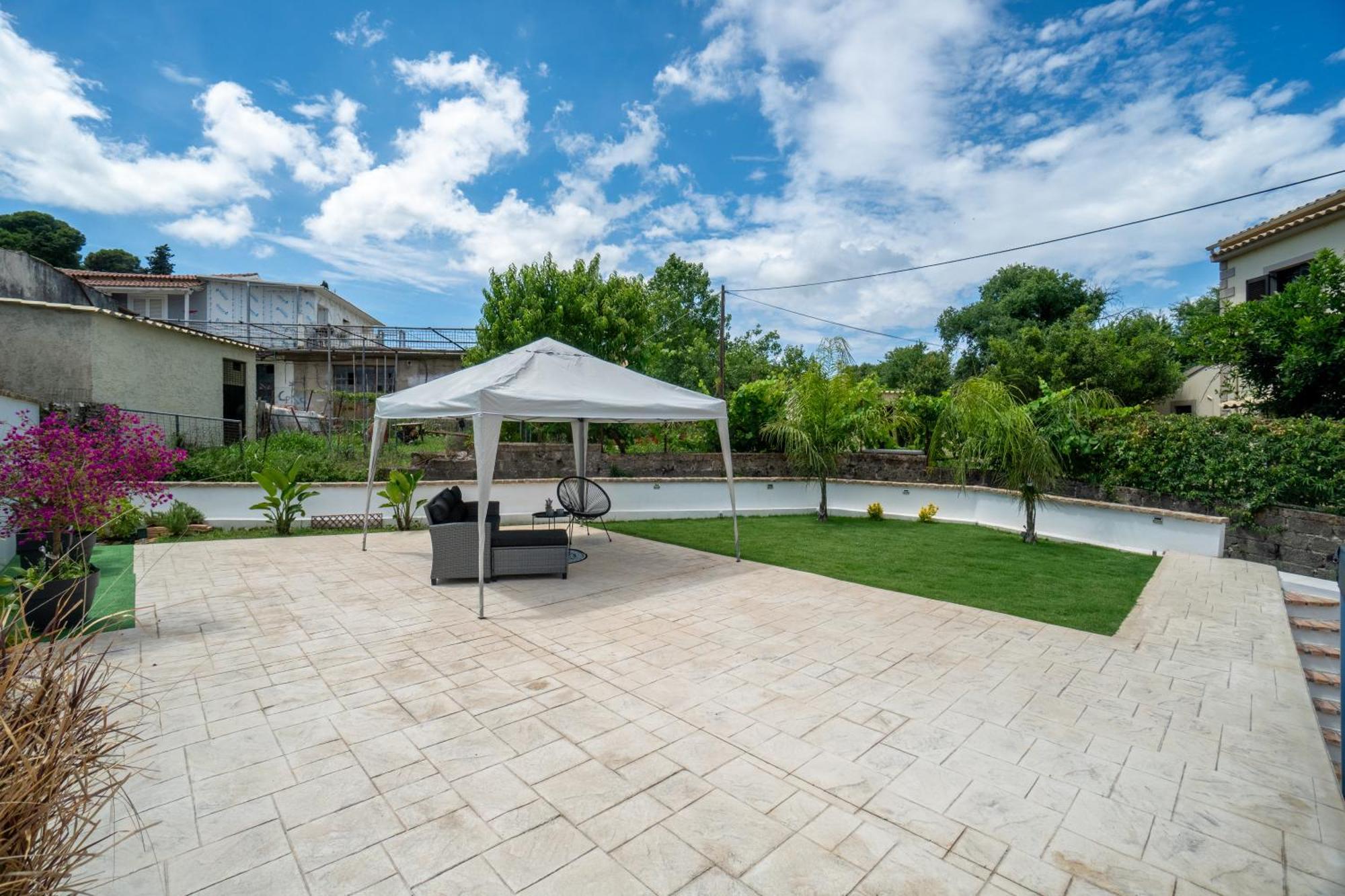 Rf 1 Summer House Corfu (city)